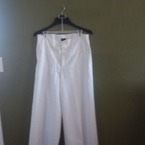 White Crop Pants Size 14